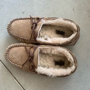 Ugg slipper